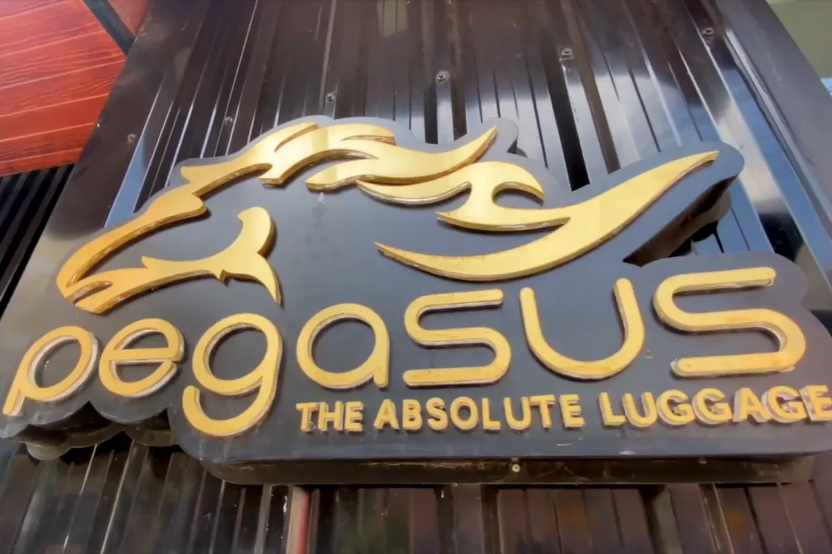 หน้าร้าน กระเป๋าเดินทางแบรนด์pegasus luggage ประชาอุทิศ 33 แยก4 บางมด ทุ่งครุ 