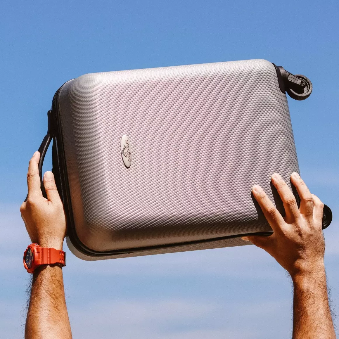 กระเป๋าเดินทางล้อลาก รุ่น Caspian ขนาด 16 นิ้ว สีเทา